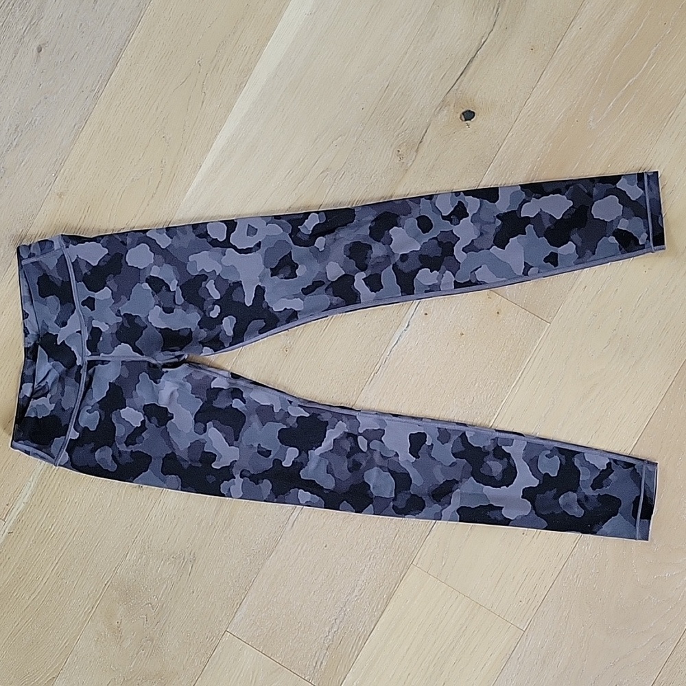Athleta girl camo leggings